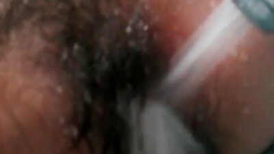 کندال فلک دانلود فیلم سکسی دوجنسه در حال برهنه شدن و ژست گرفتن برای بچه ها